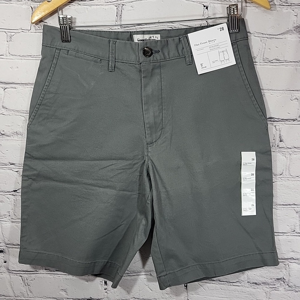 Goodfellow Shorts Mens 28 Gray Flat Front Hits Above Knee Chino NWT New